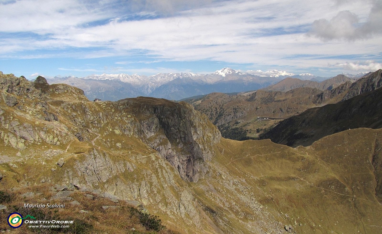 30 Panorama Nord, spunta il Benigni....JPG